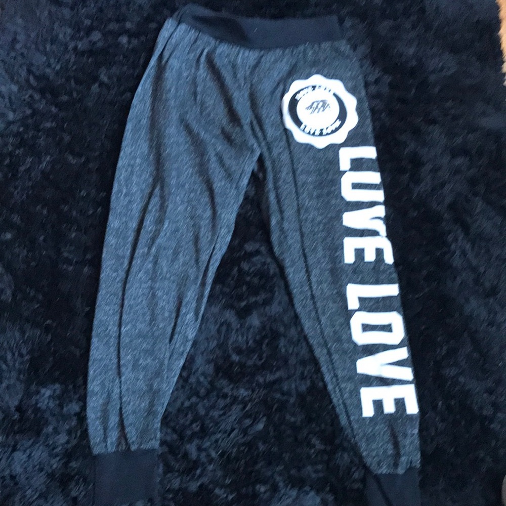 Black sweat pants